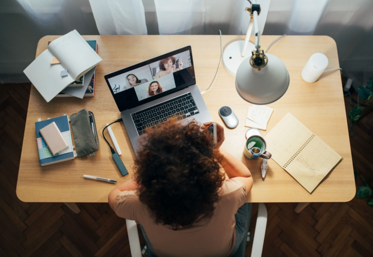 3 Reasons Why Google Docs Beats Microsoft Word SADA 3-reasons-why-google-docs-beats-microsoft-word-sada